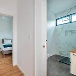 Дом отдыха Lotus House - Heated Pool & Jacuzzi Near The