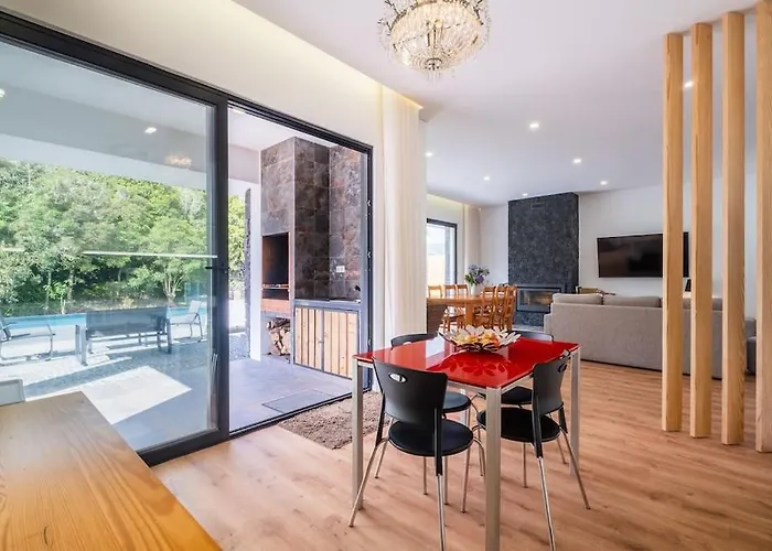 Lotus House - Heated Pool & Jacuzzi Near The Feriehus