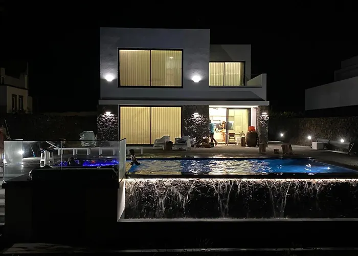 Lotus House - Heated Pool & Jacuzzi Near The Feriehus *