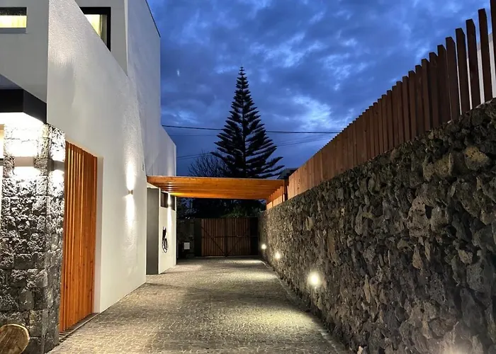 Feriehus Lotus House - Heated Pool & Jacuzzi Near The