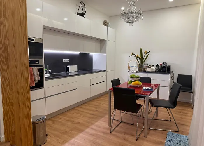 Lotus House - Heated Pool & Jacuzzi Near The Ponta Delgada