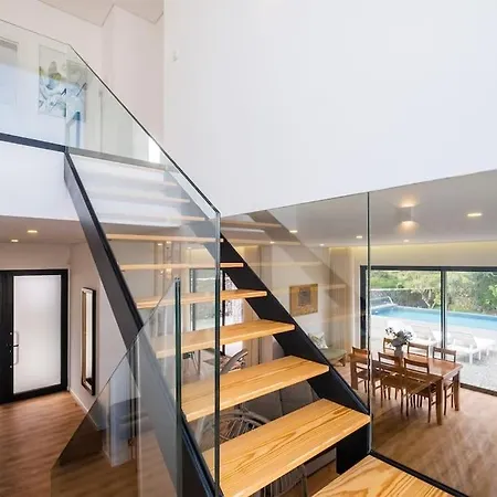 Lotus House - Heated Pool & Jacuzzi Near The