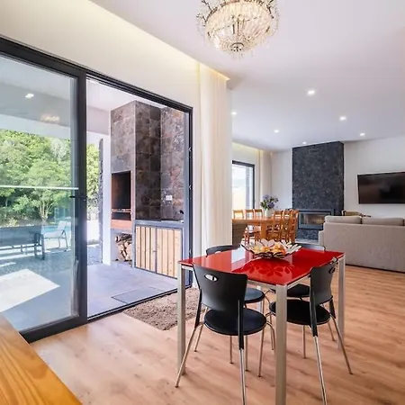 Lotus House - Heated Pool & Jacuzzi Near The Nyaraló