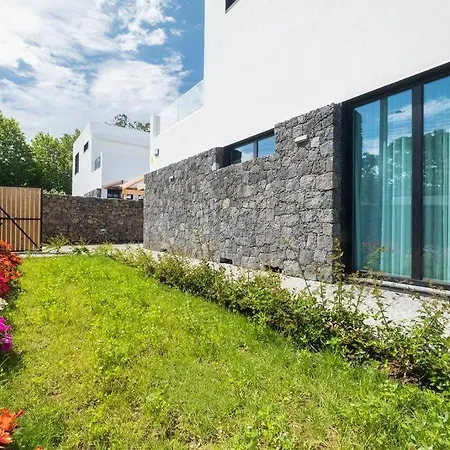 Lotus House - Heated Pool & Jacuzzi Near The Nyaraló *