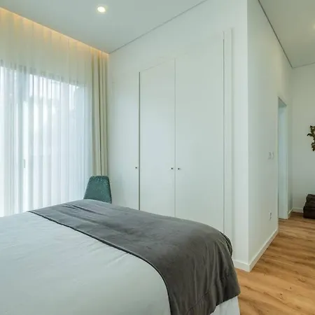 Lotus House - Heated Pool & Jacuzzi Near The * Ponta Delgada