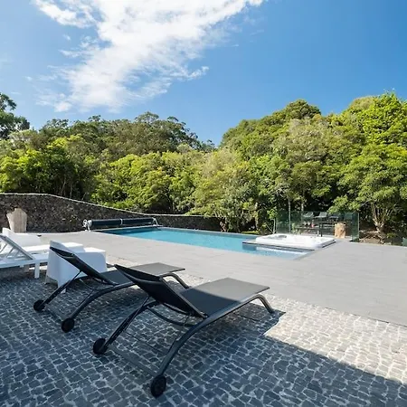 Lotus House - Heated Pool & Jacuzzi Near The