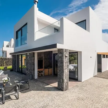 Lotus House - Heated Pool & Jacuzzi Near The * Ponta Delgada