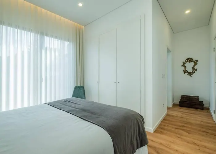 Lotus House - Heated Pool & Jacuzzi Near The * Ponta Delgada