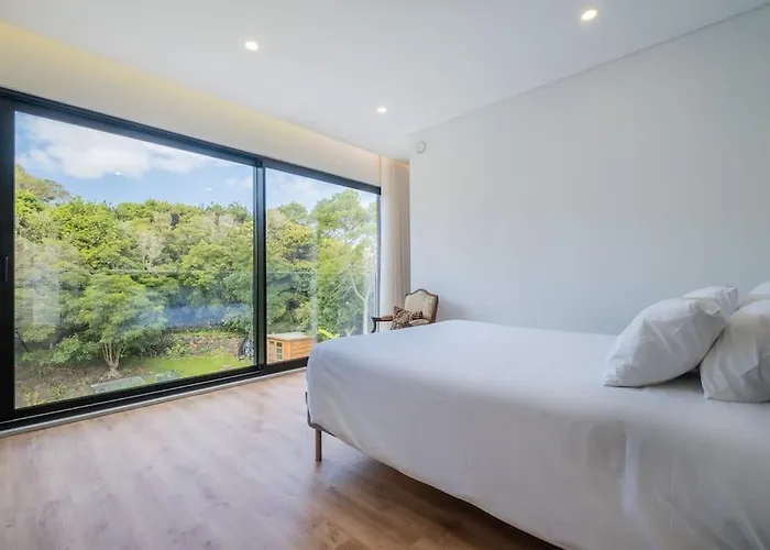 Lotus House - Heated Pool & Jacuzzi Near The